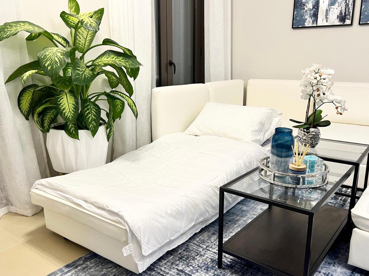 Stylish Apartment With A Jacuzzi Маскат Екстер'єр фото
